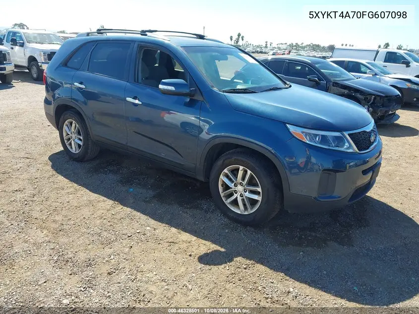 KIA SORENTO 2015, VIN 5XYKT4A70FG607098