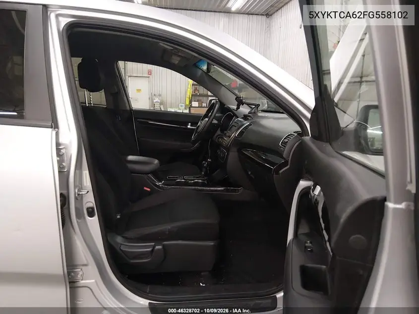 2015 KIA SORENTO VIN 5XYKTCA62FG558102 — фото 5