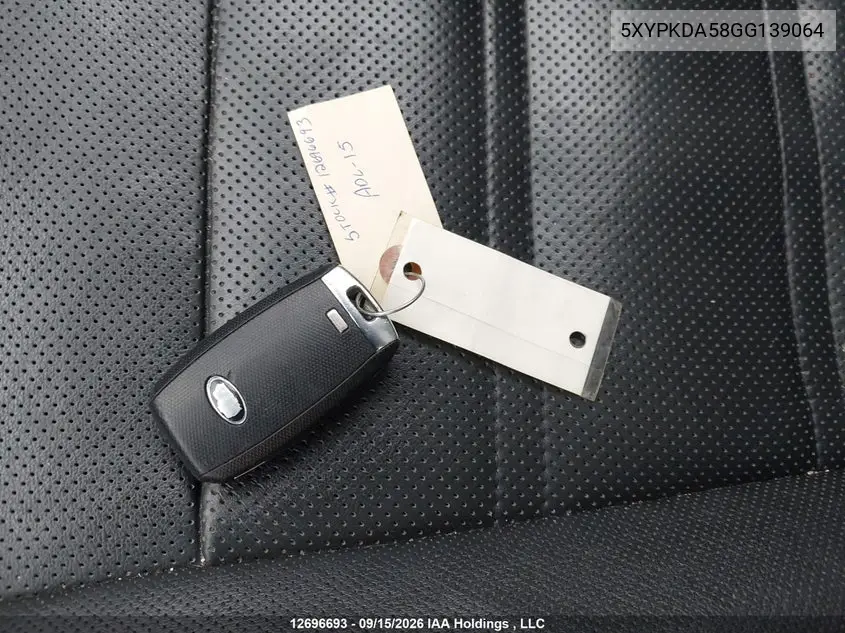 2016 KIA SORENTO VIN 5XYPKDA58GG139064 — фото 11