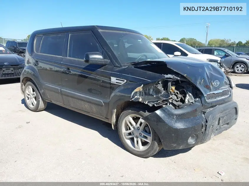 KIA SOUL 2011, VIN KNDJT2A29B7710192
