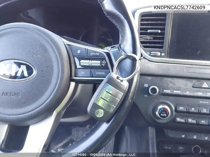 2020 KIA SPORTAGE VIN KNDPNCAC5L7742609 — фото 11