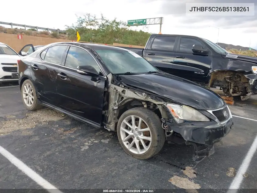 LEXUS IS 2011, VIN JTHBF5C26B5138261