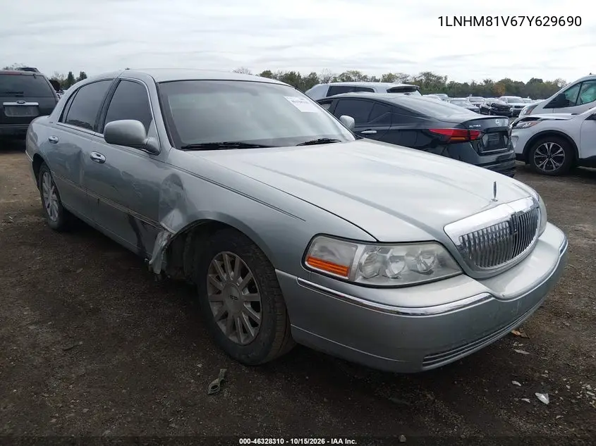 LINCOLN TOWN CAR 2007, VIN 1LNHM81V67Y629690
