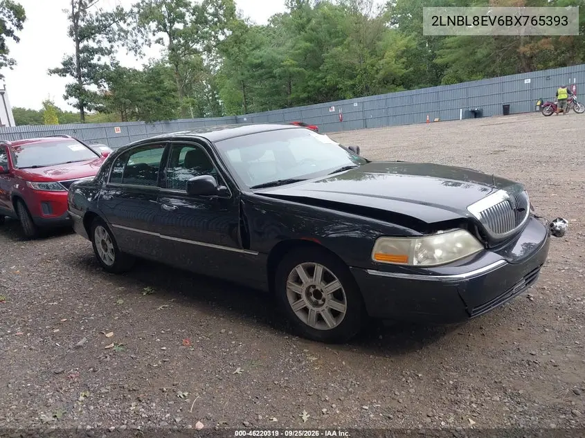 LINCOLN TOWN CAR 2011, VIN 2LNBL8EV6BX765393
