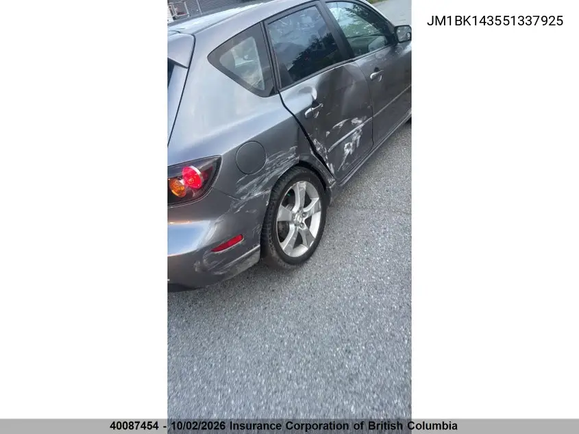 2005 MAZDA 3 VIN JM1BK143551337925 — фото 4