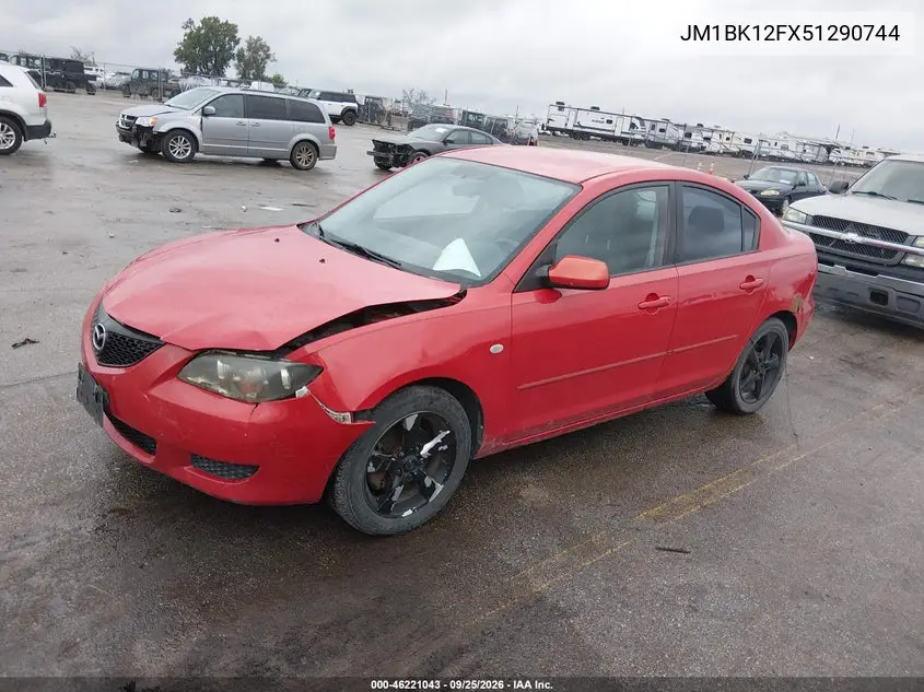 2005 MAZDA 3 VIN JM1BK12FX51290744 — фото 2