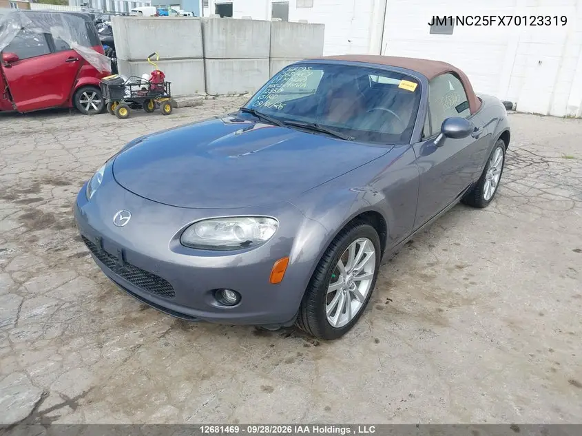 2007 MAZDA MX-5 VIN JM1NC25FX70123319 — фото 2