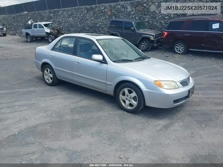 MAZDA PROTEGE 2002, VIN JM1BJ225X20571024