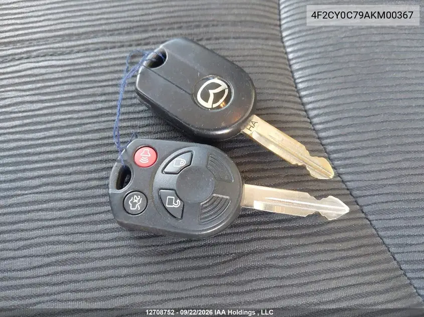 2010 MAZDA TRIBUTE VIN 4F2CY0C79AKM00367 — фото 11