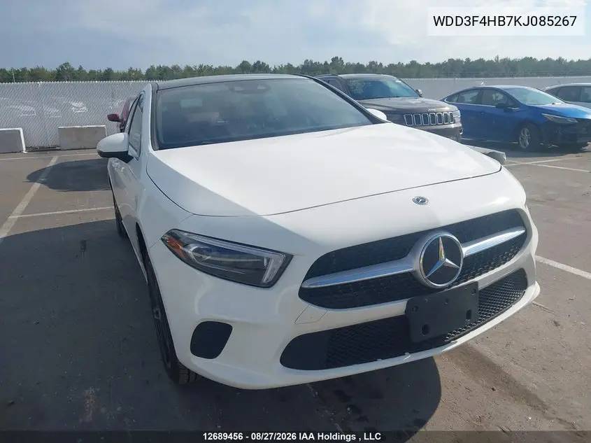 MERCEDES A-KLASSE 2019, VIN WDD3F4HB7KJ085267