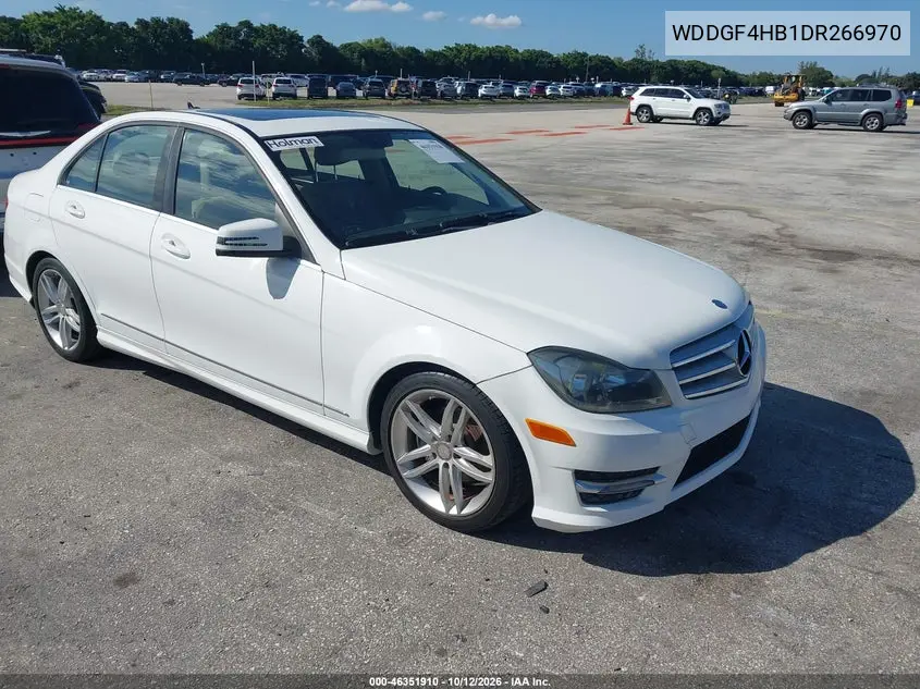 MERCEDES C-KLASSE 2013, VIN WDDGF4HB1DR266970