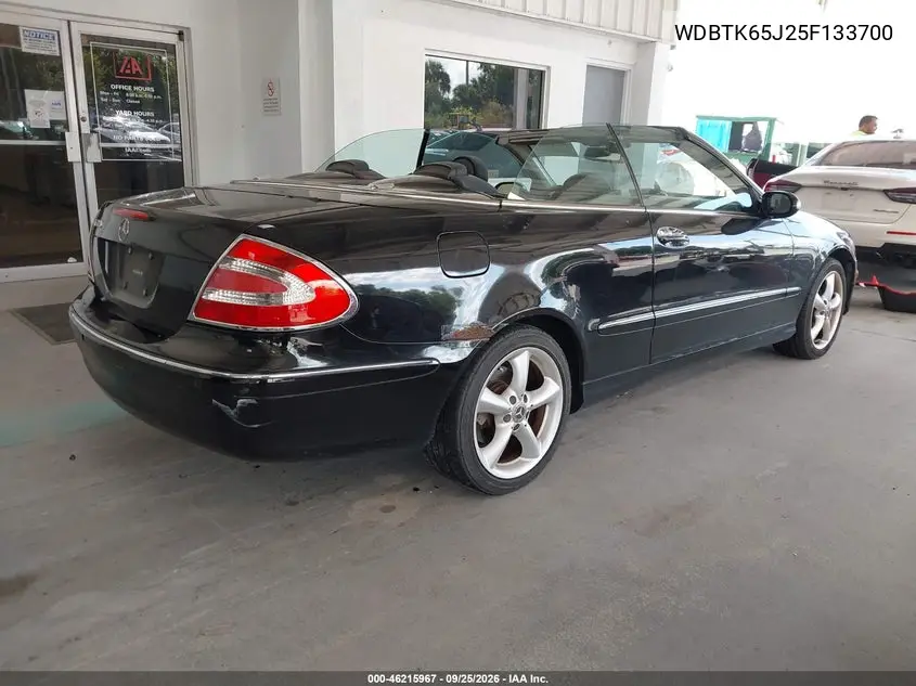 2005 MERCEDES CLK-KLASSE VIN WDBTK65J25F133700 — фото 4
