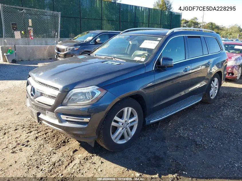 2013 MERCEDES GL-KLASSE VIN 4JGDF7CE5DA228295 — фото 2