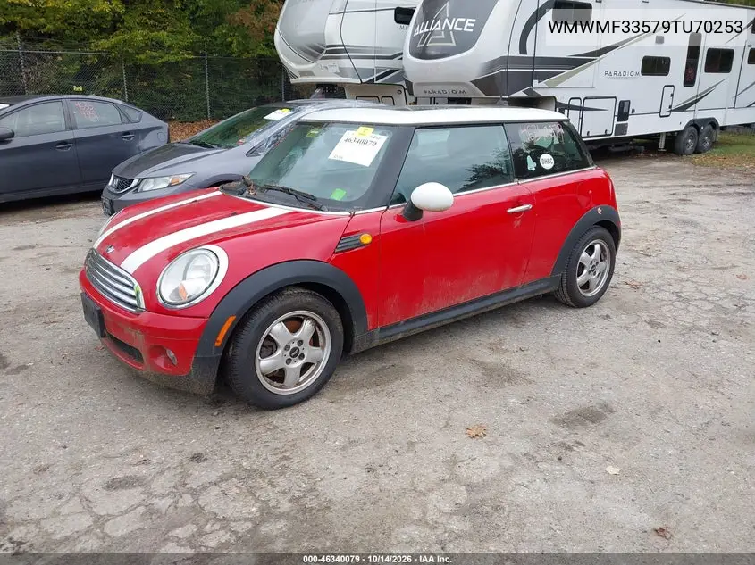 2009 MINI COOPER VIN WMWMF33579TU70253 — фото 2