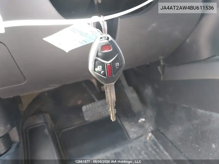 2011 MITSUBISHI OUTLANDER VIN JA4AT2AW4BU611536 — фото 11