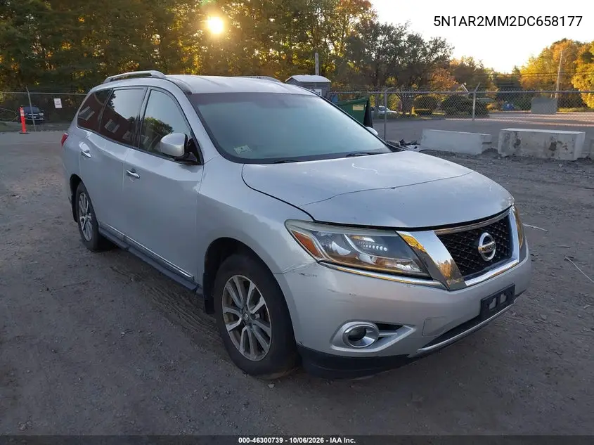 NISSAN PATHFINDER 2013, VIN 5N1AR2MM2DC658177