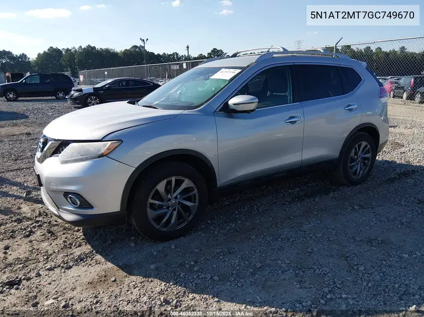 2016 NISSAN ROGUE VIN 5N1AT2MT7GC749670 — фото 2