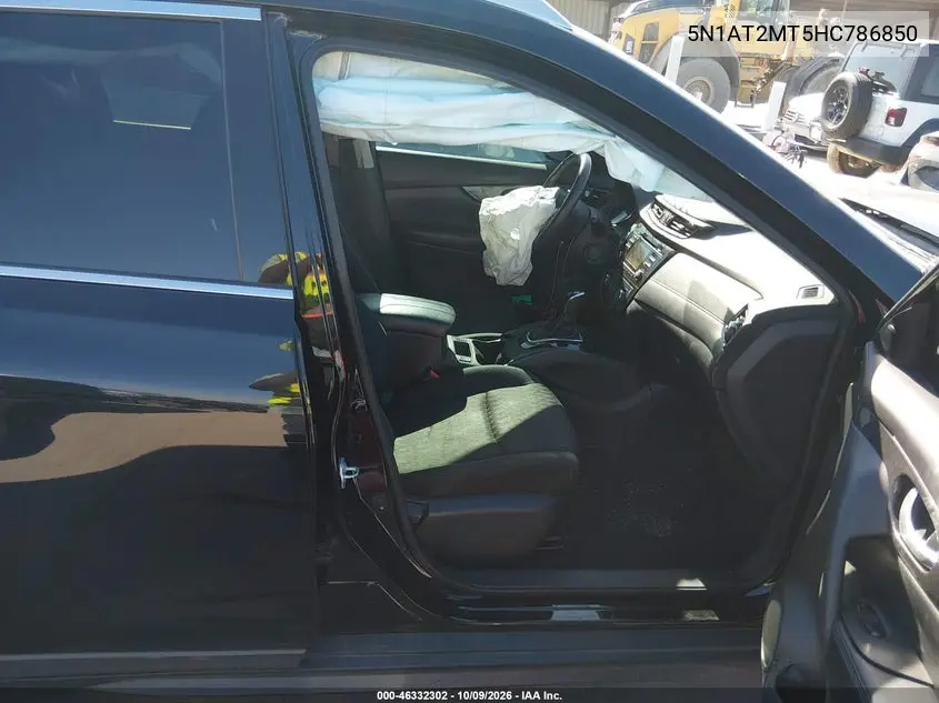 2017 NISSAN ROGUE VIN 5N1AT2MT5HC786850 — фото 5