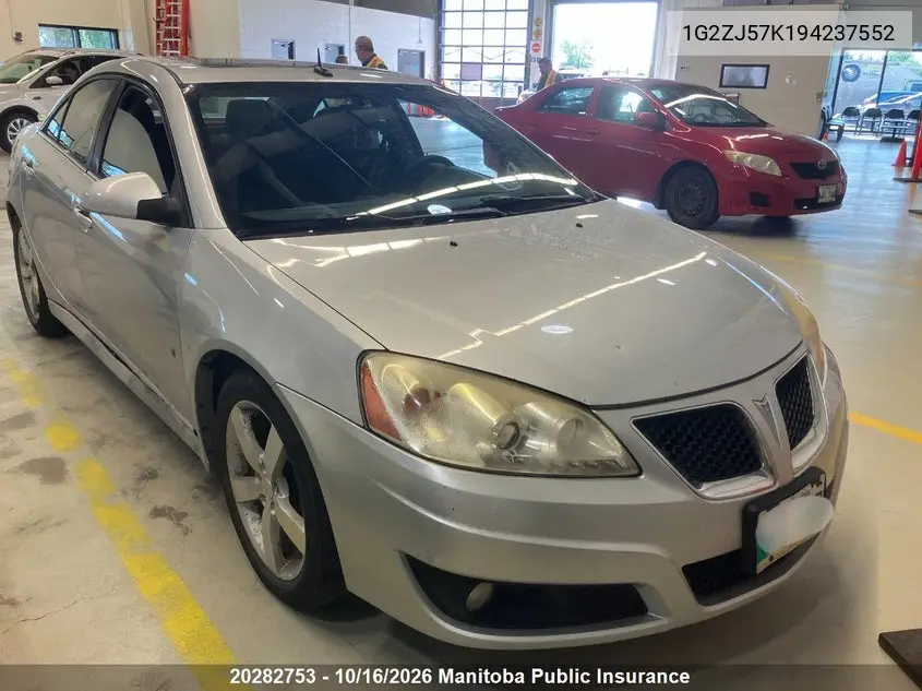 PONTIAC G6 2009, VIN 1G2ZJ57K194237552