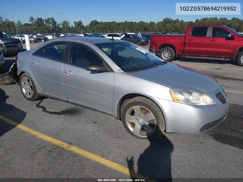 PONTIAC G6 2009, VIN 1G2ZG57B694219952