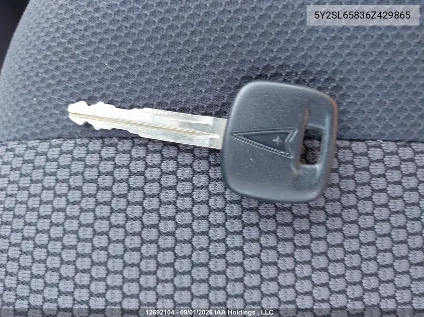 2006 PONTIAC VIBE VIN 5Y2SL65836Z429865 — фото 11
