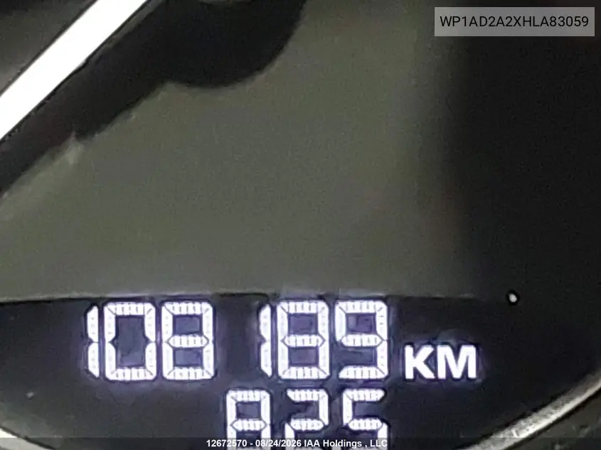 2017 PORSCHE CAYENNE VIN WP1AD2A2XHLA83059 — фото 16