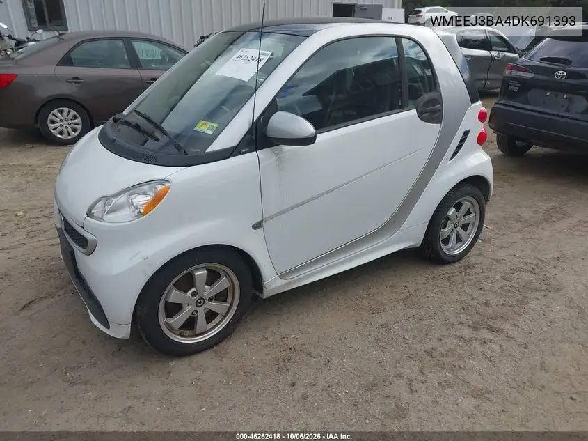 2013 SMART FORTWO VIN WMEEJ3BA4DK691393 — фото 2