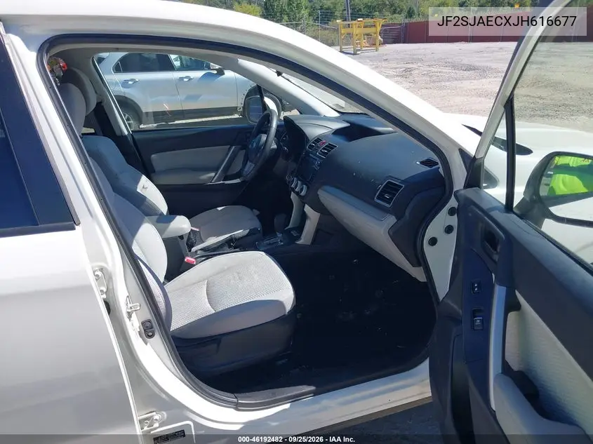 2018 SUBARU FORESTER VIN JF2SJAECXJH616677 — фото 5