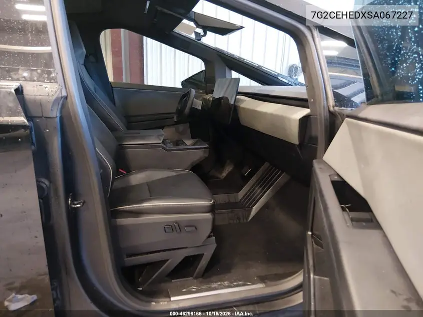2025 TESLA CYBERTRUCK VIN 7G2CEHEDXSA067227 — фото 5