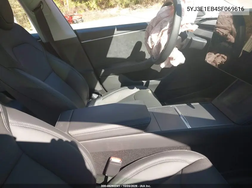 2025 TESLA MODEL 3 VIN 5YJ3E1EB4SF069616 — фото 5