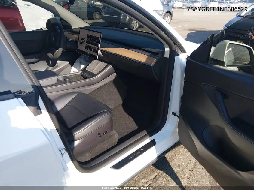 2022 TESLA MODEL Y VIN 7SAYGDEE1NF386529 — фото 5