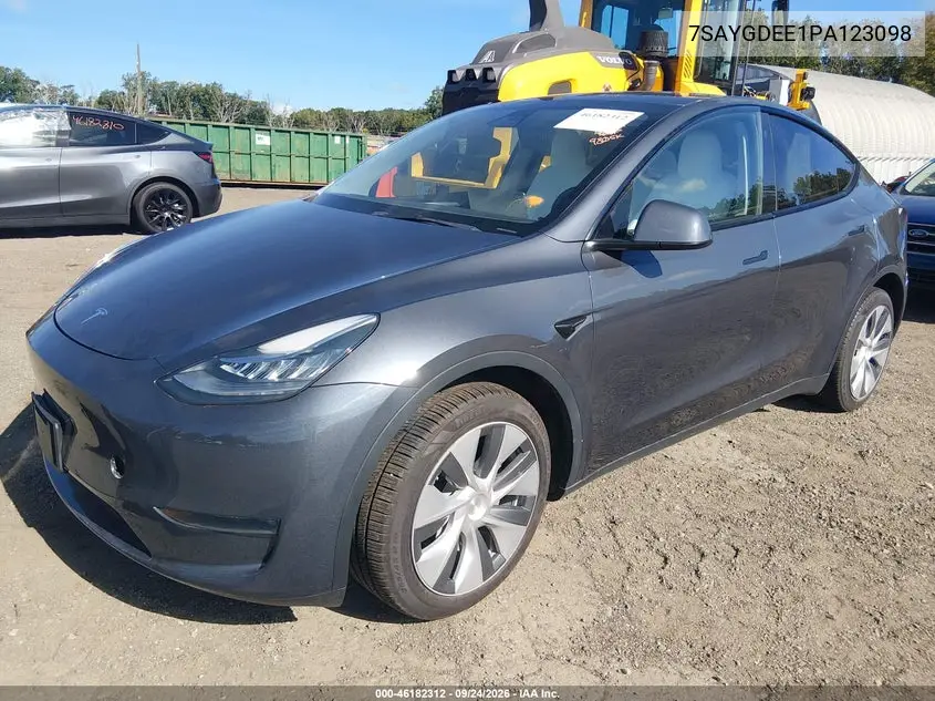 2023 TESLA MODEL Y VIN 7SAYGDEE1PA123098 — фото 2