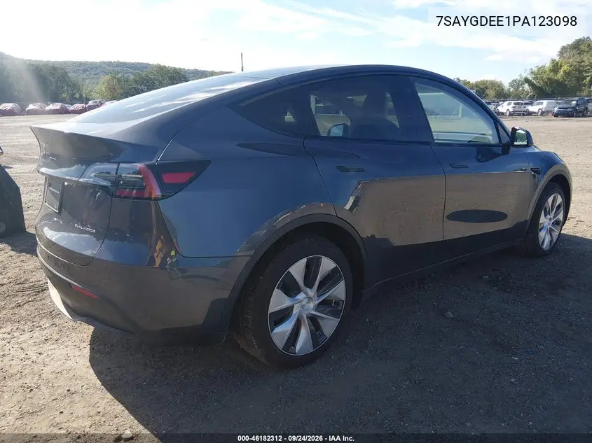 2023 TESLA MODEL Y VIN 7SAYGDEE1PA123098 — фото 4
