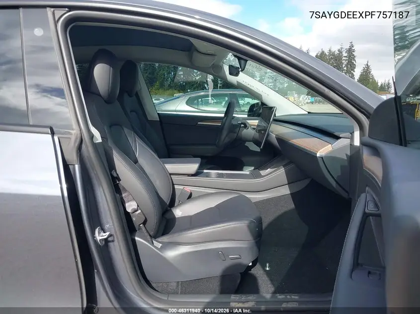 2023 TESLA MODEL Y VIN 7SAYGDEEXPF757187 — фото 5