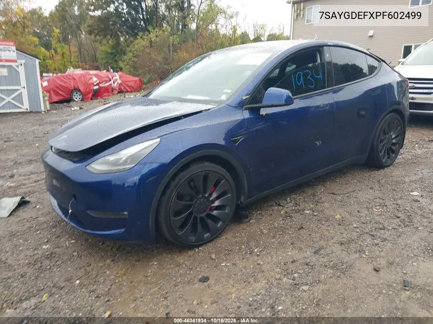 2023 TESLA MODEL Y VIN 7SAYGDEFXPF602499 — фото 2