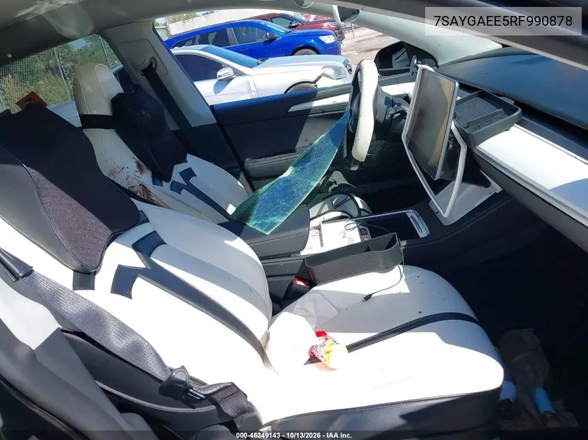 2024 TESLA MODEL Y VIN 7SAYGAEE5RF990878 — фото 5