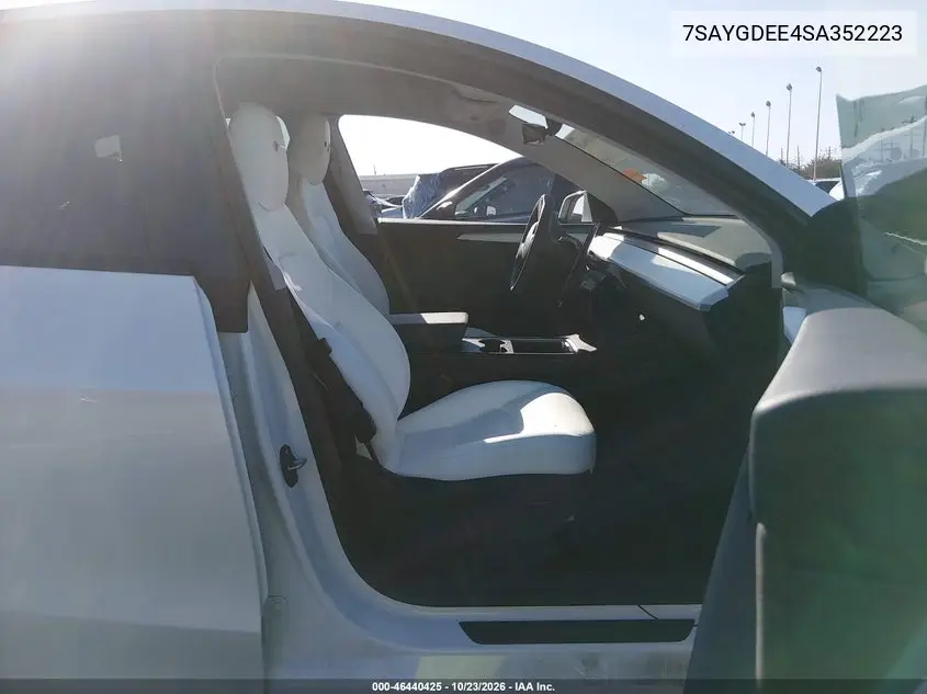 2025 TESLA MODEL Y VIN 7SAYGDEE4SA352223 — фото 5