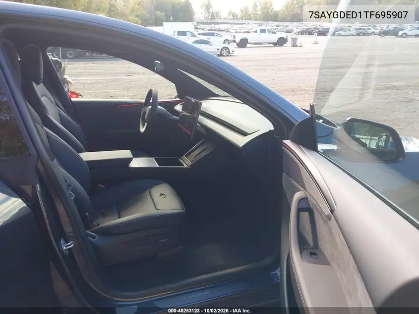 2026 TESLA MODEL Y VIN 7SAYGDED1TF695907 — фото 5