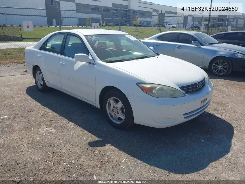 TOYOTA CAMRY 2002, VIN 4T1BF32K52U024650