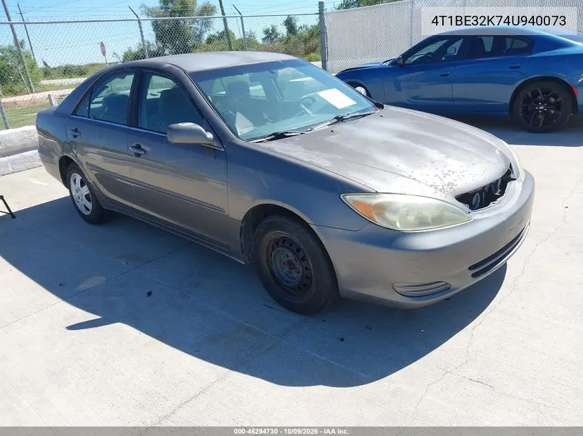 TOYOTA CAMRY 2004, VIN 4T1BE32K74U940073