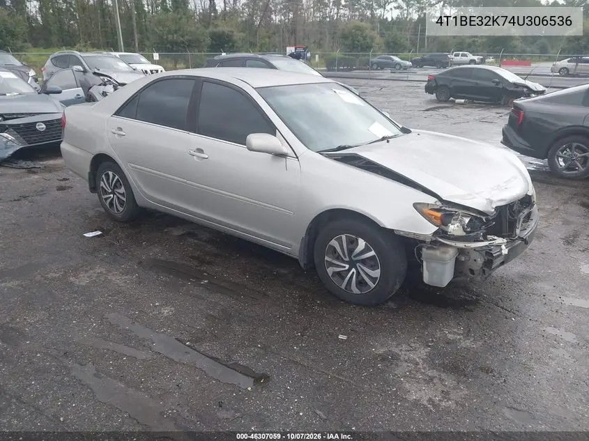 TOYOTA CAMRY 2004, VIN 4T1BE32K74U306536