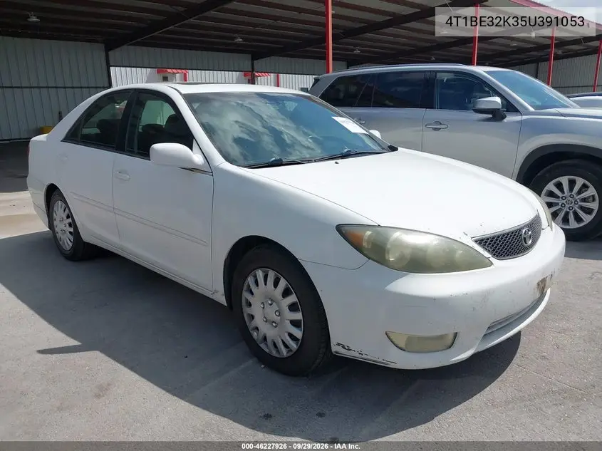 TOYOTA CAMRY 2005, VIN 4T1BE32K35U391053