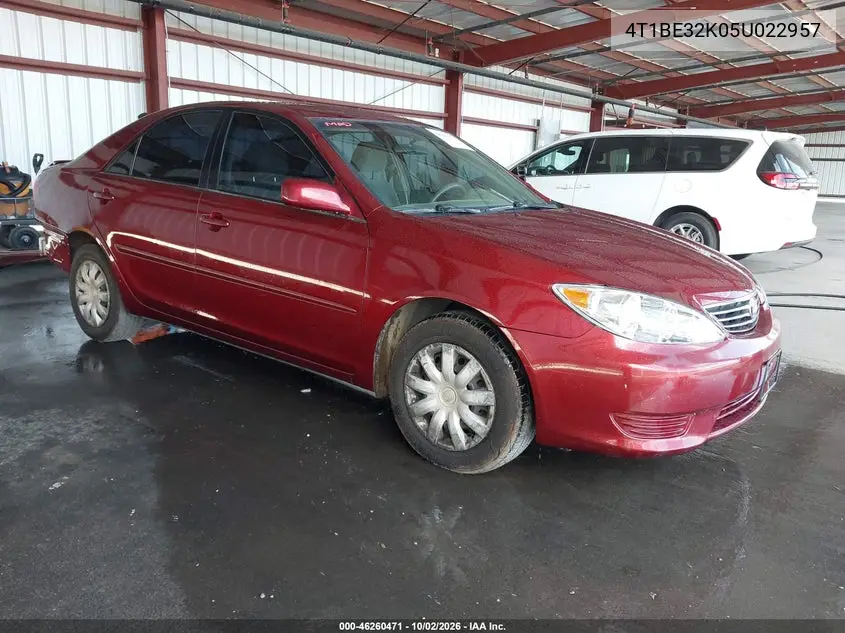 TOYOTA CAMRY 2005, VIN 4T1BE32K05U022957