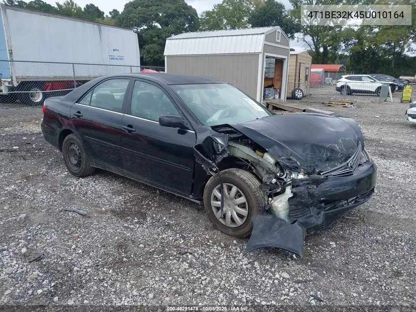 TOYOTA CAMRY 2005, VIN 4T1BE32K45U010164