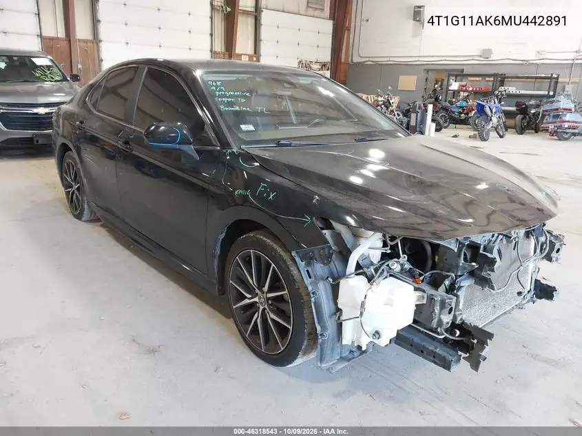 TOYOTA CAMRY 2021, VIN 4T1G11AK6MU442891