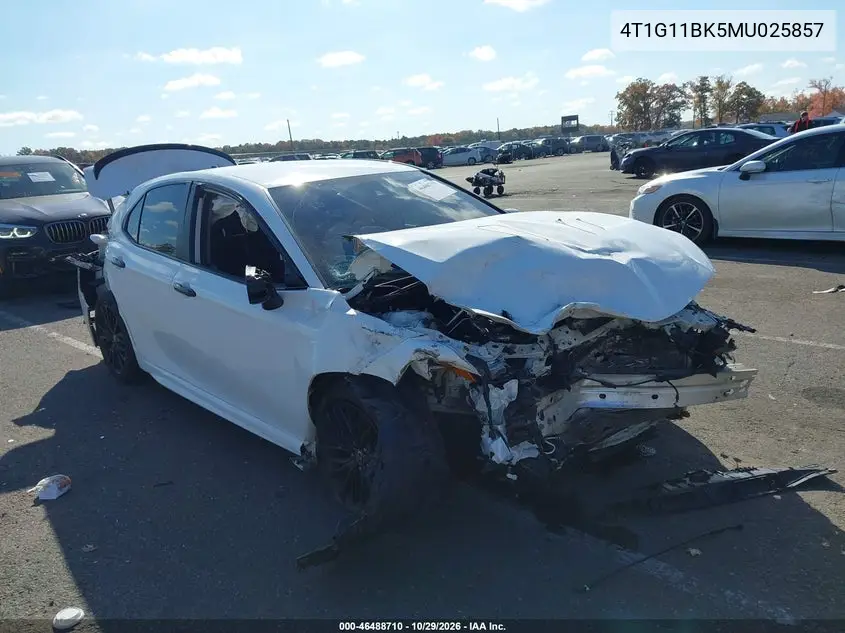 TOYOTA CAMRY 2021, VIN 4T1G11BK5MU025857