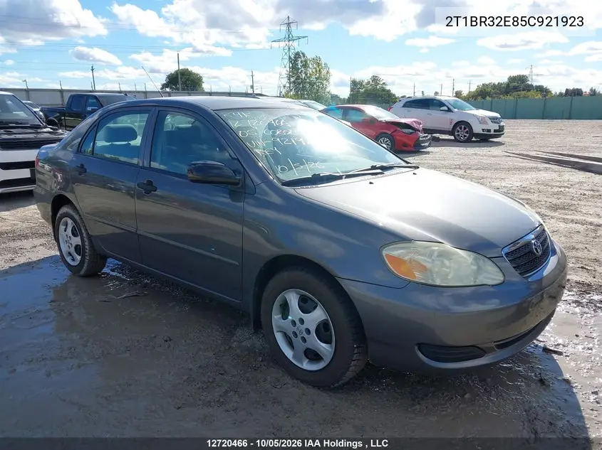 TOYOTA COROLLA 2005, VIN 2T1BR32E85C921923