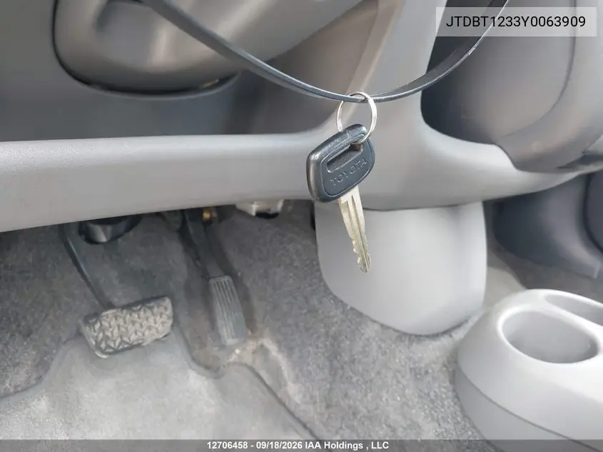 2000 TOYOTA ECHO VIN JTDBT1233Y0063909 — фото 11