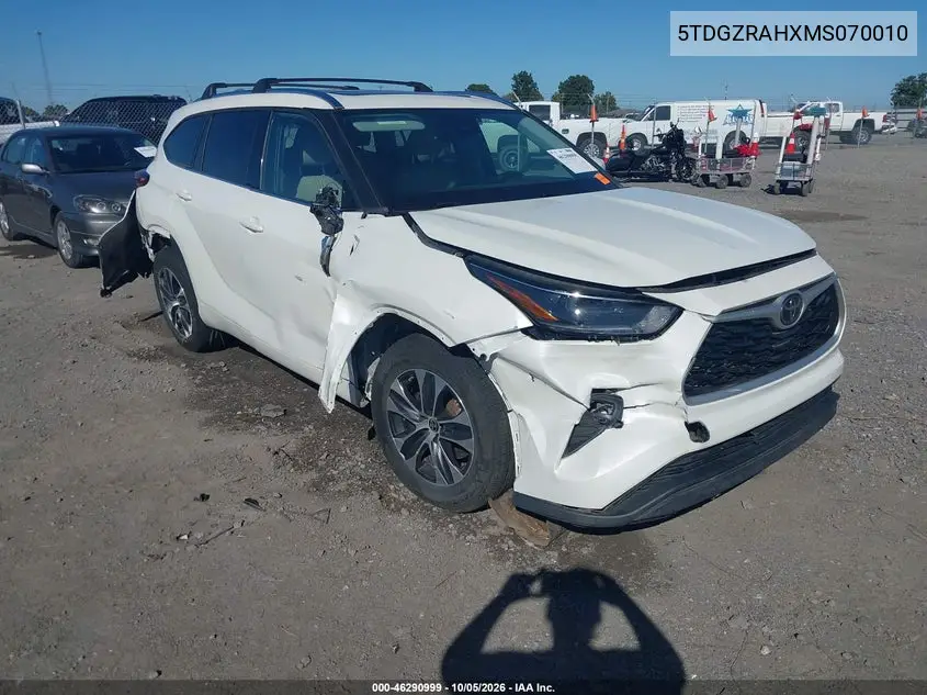 TOYOTA HIGHLANDER 2021, VIN 5TDGZRAHXMS070010