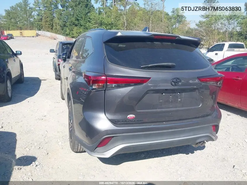 2021 TOYOTA HIGHLANDER VIN 5TDJZRBH7MS063830 — фото 3